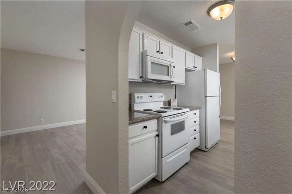 1814 Decatur, Las Vegas, NV 89108