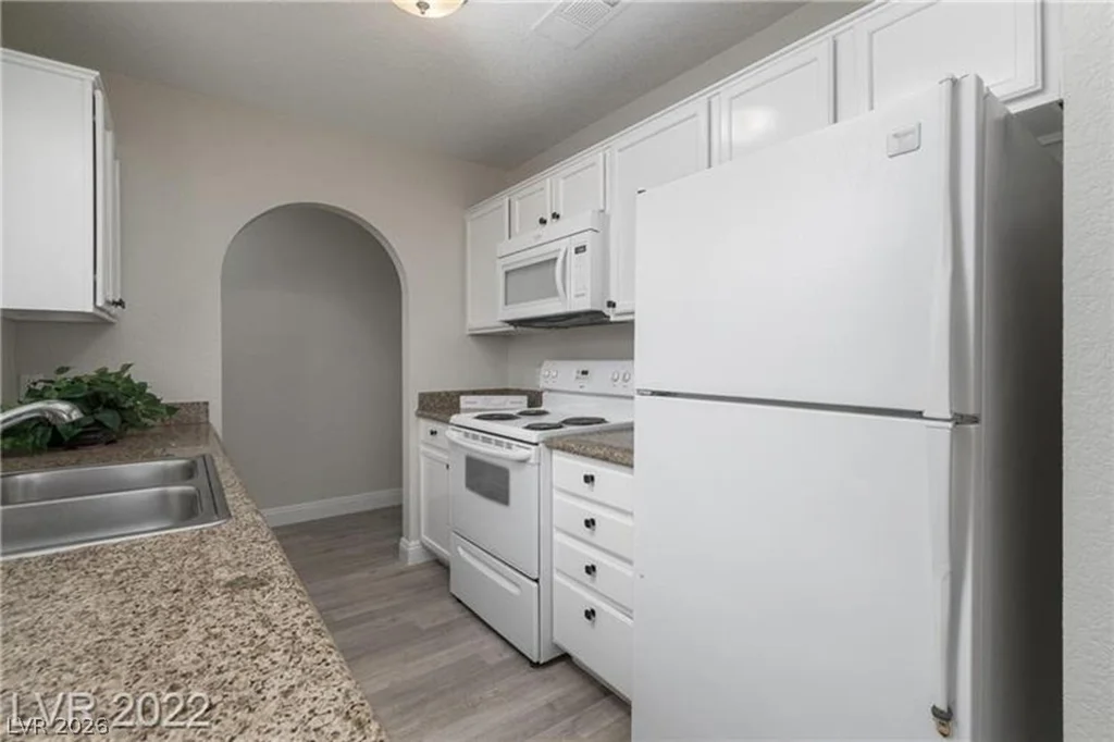 1814 Decatur, Las Vegas, NV 89108