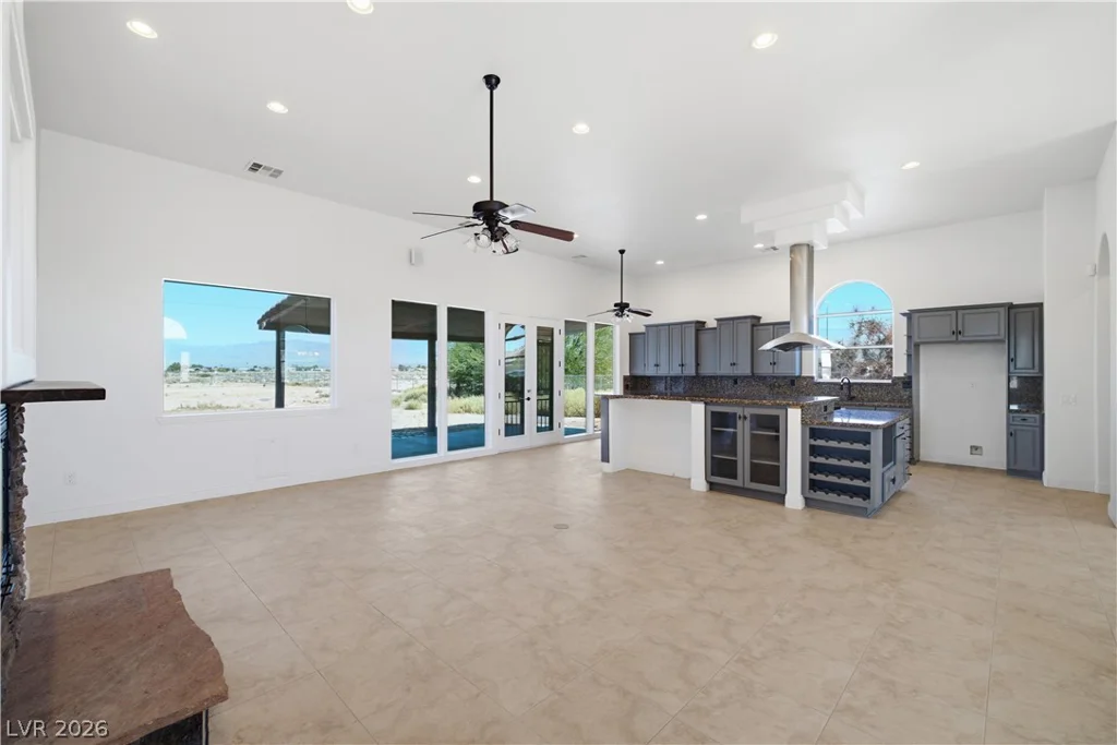 460 Hickory, Pahrump, NV 89048