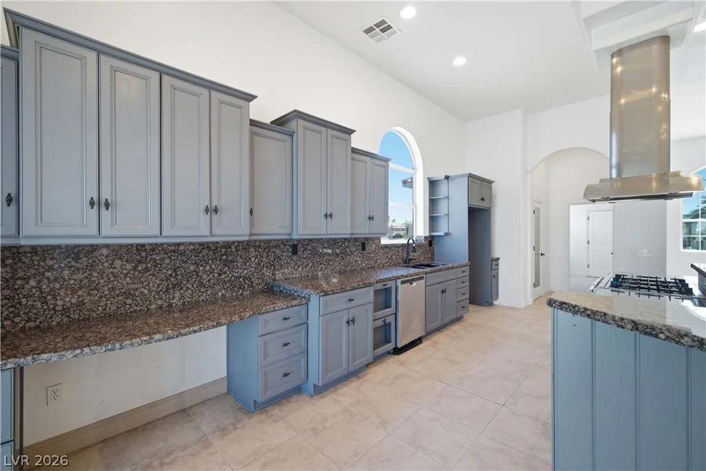 460 Hickory, Pahrump, NV 89048