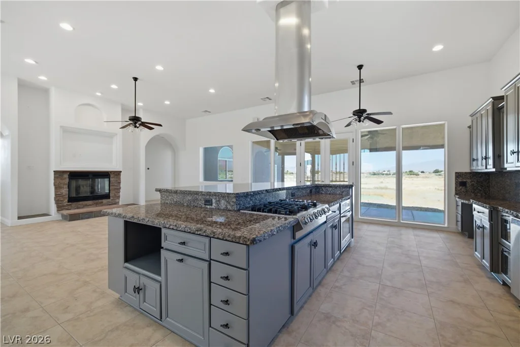 460 Hickory, Pahrump, NV 89048