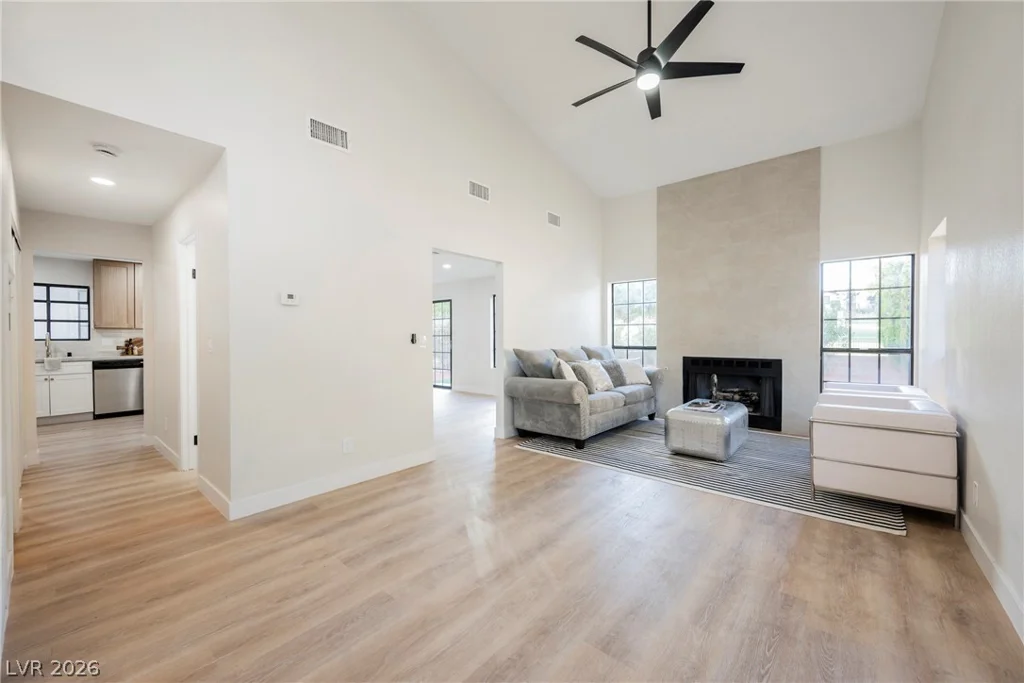 4877 Fiesta Lakes, Las Vegas, NV 89130