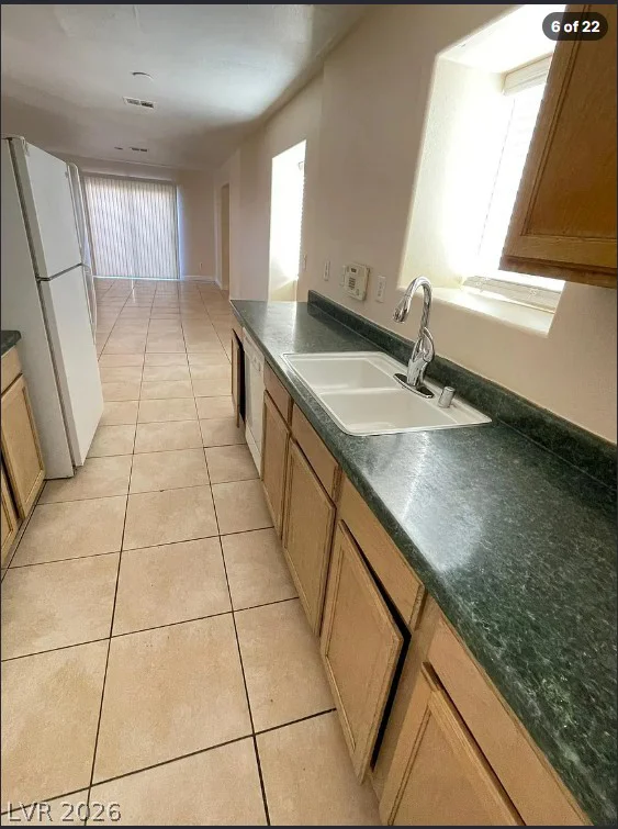 2996 Savers, Las Vegas, NV 89115