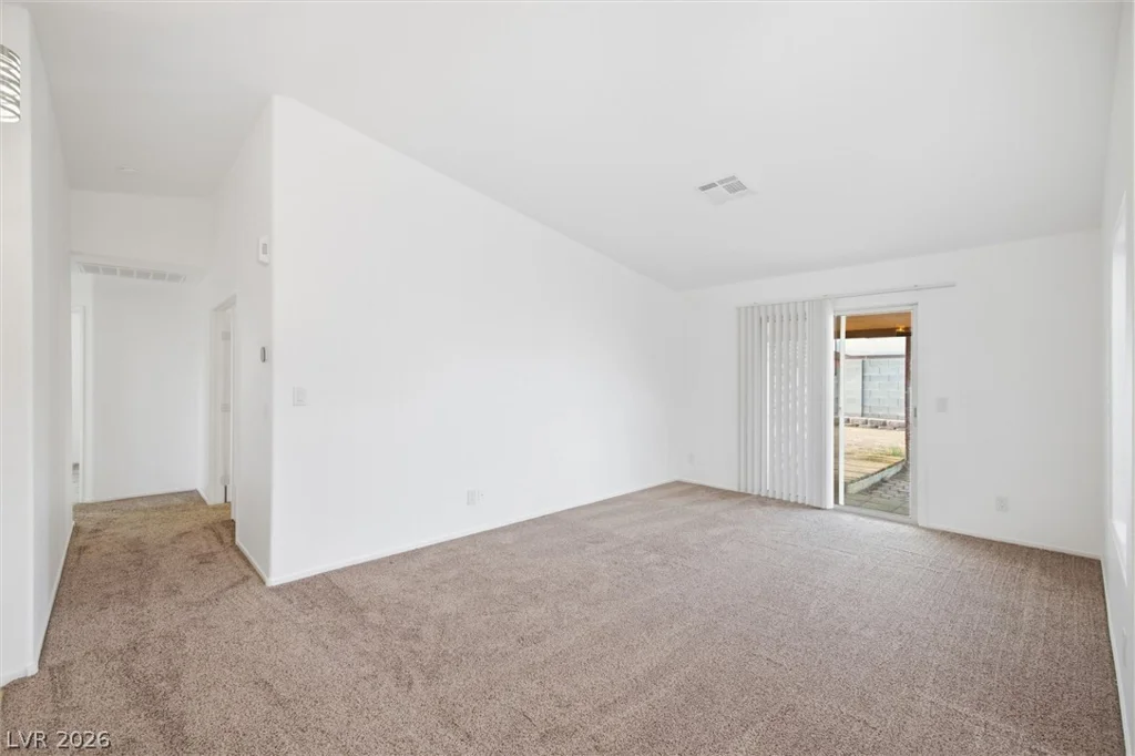 2441 Saguaro Point, Las Vegas, NV 89115