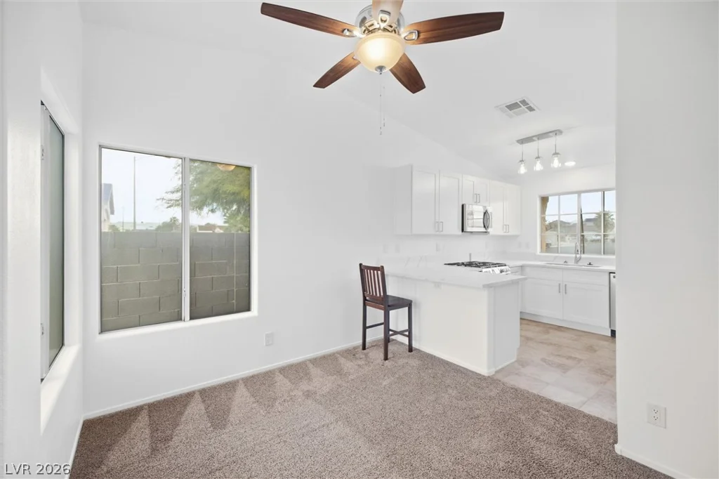 2441 Saguaro Point, Las Vegas, NV 89115