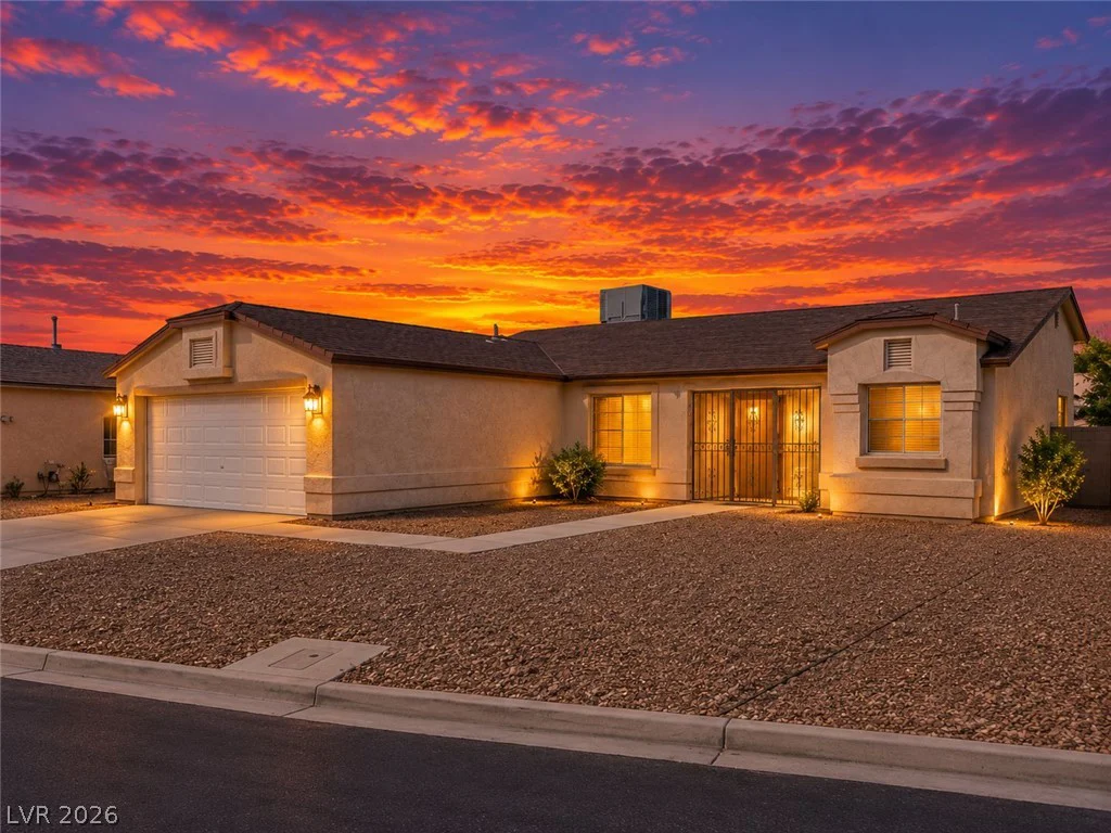 2441 Saguaro Point, Las Vegas, NV 89115