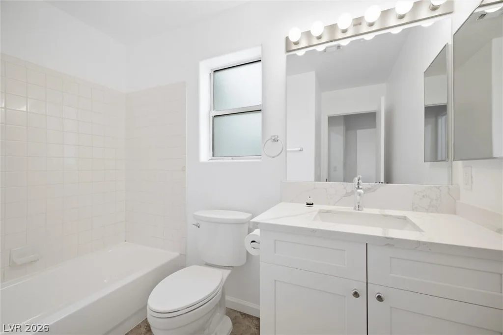 2441 Saguaro Point, Las Vegas, NV 89115