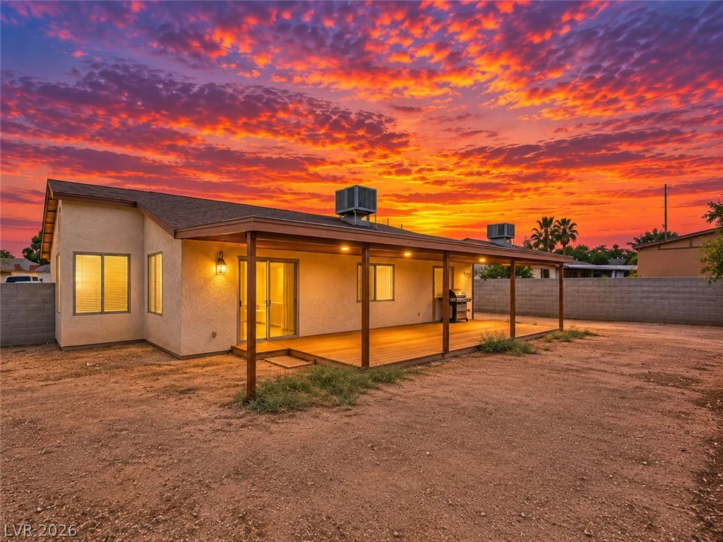 2441 Saguaro Point, Las Vegas, NV 89115