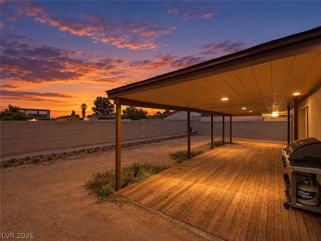 2441 Saguaro Point, Las Vegas, NV 89115
