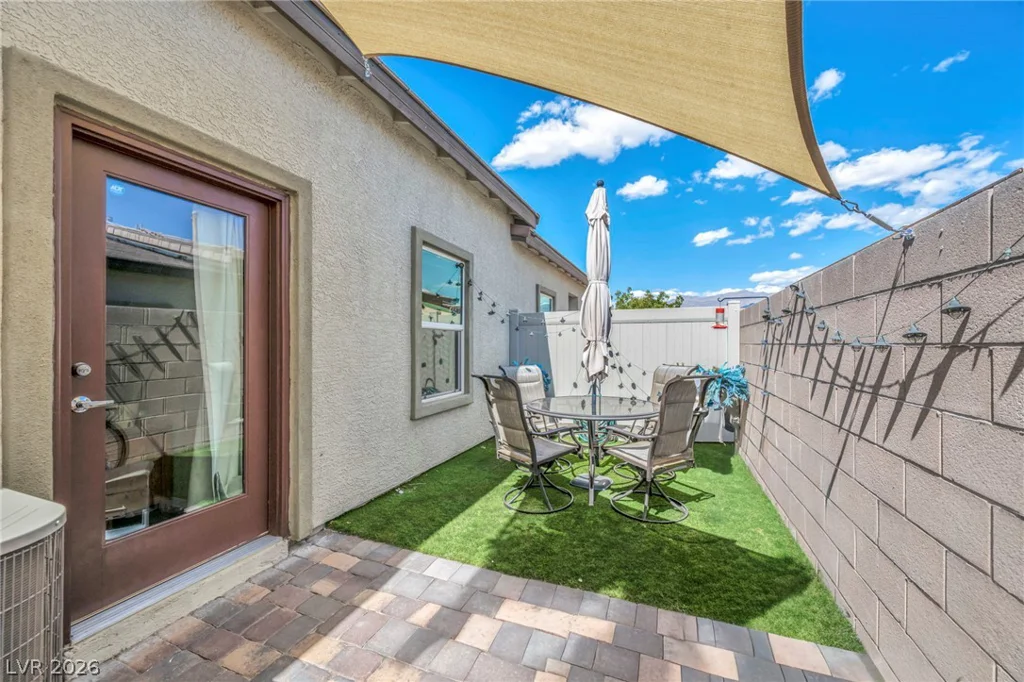 7554 Crested Moon, North Las Vegas, NV 89084