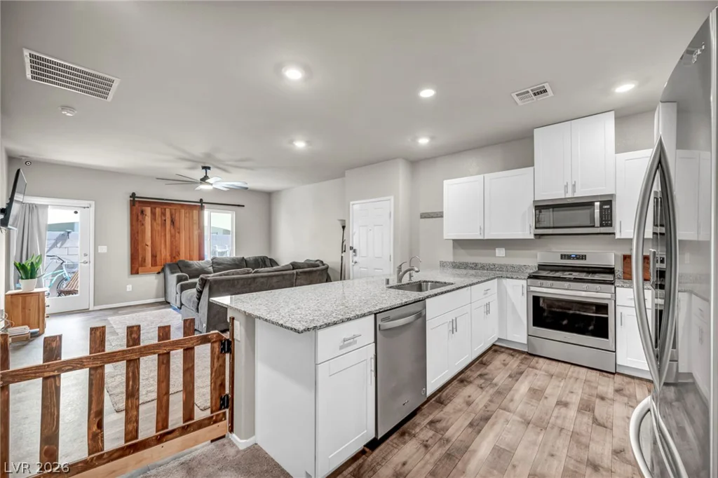 7554 Crested Moon, North Las Vegas, NV 89084