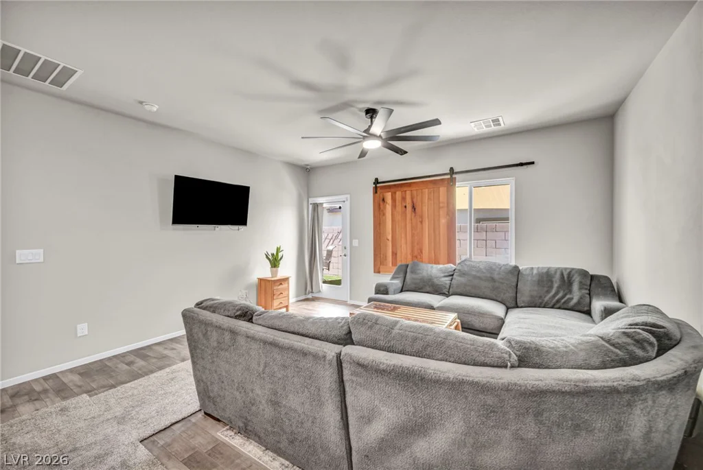 7554 Crested Moon, North Las Vegas, NV 89084