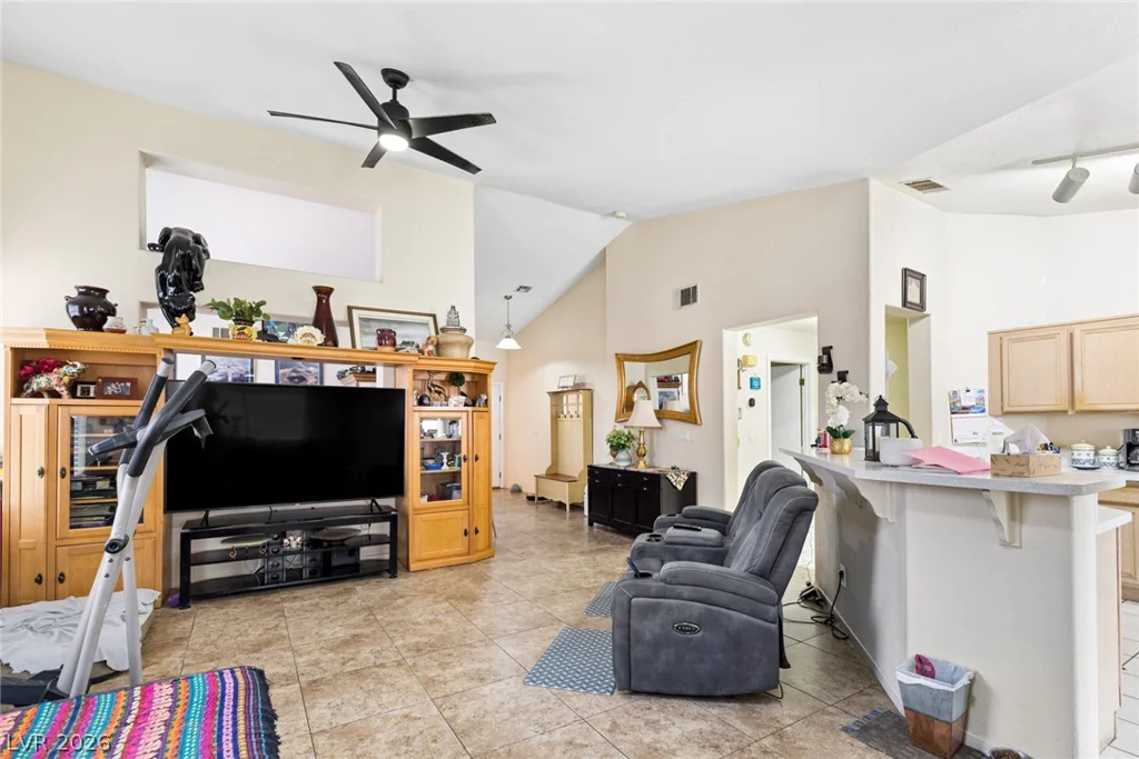 1747 Ashburn, North Las Vegas, NV 89032