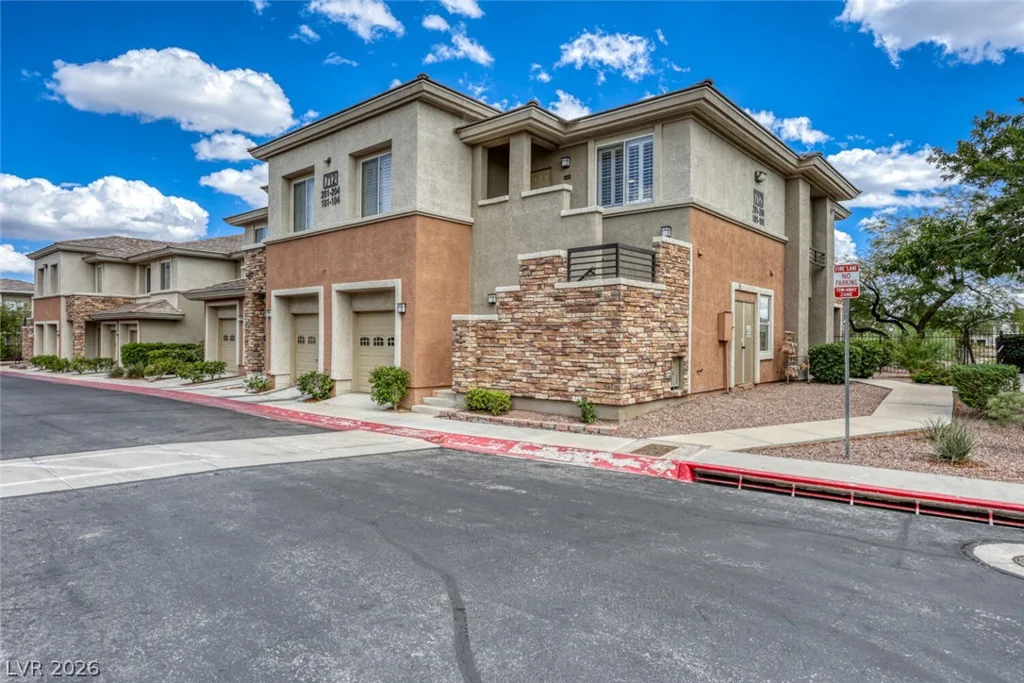712 Peachy Canyon, Las Vegas, NV 89144