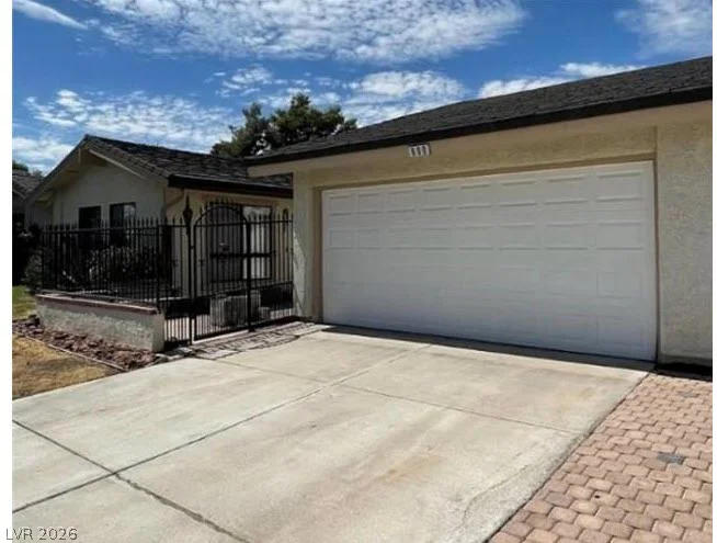 600 Woodmount, Las Vegas, NV 89107