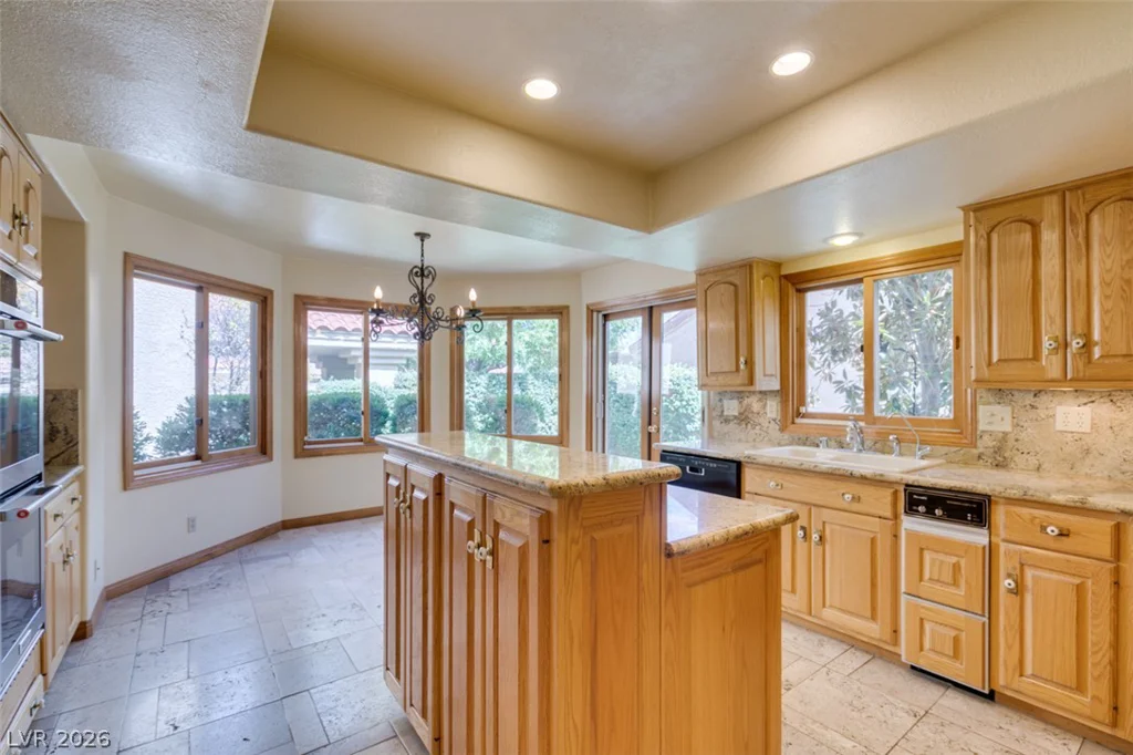 7647 Boca Raton, Las Vegas, NV 89113