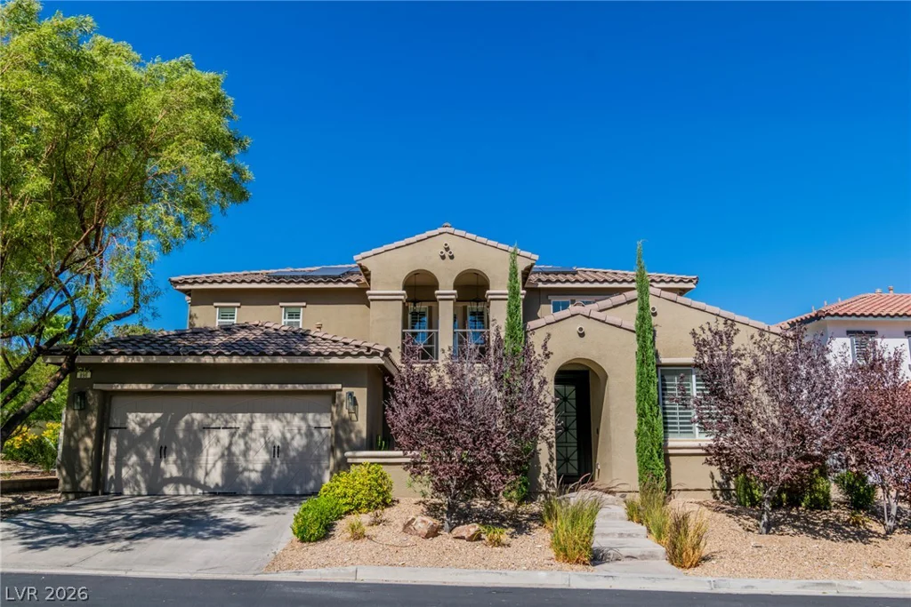 896 Las Palomas, Las Vegas, NV 89138
