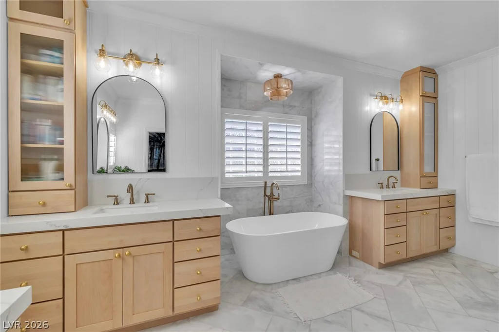 896 Las Palomas, Las Vegas, NV 89138