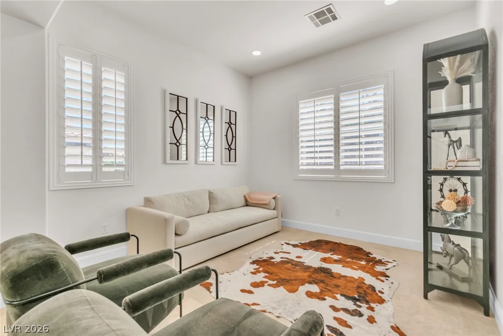 896 Las Palomas, Las Vegas, NV 89138
