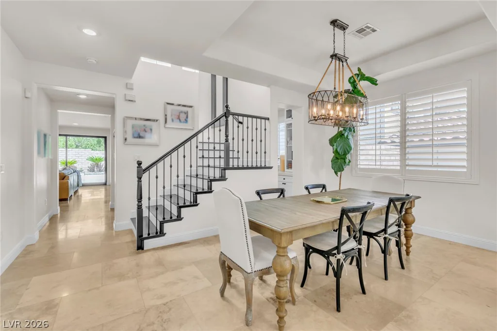 896 Las Palomas, Las Vegas, NV 89138
