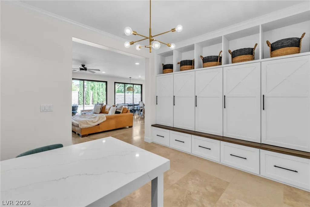 896 Las Palomas, Las Vegas, NV 89138