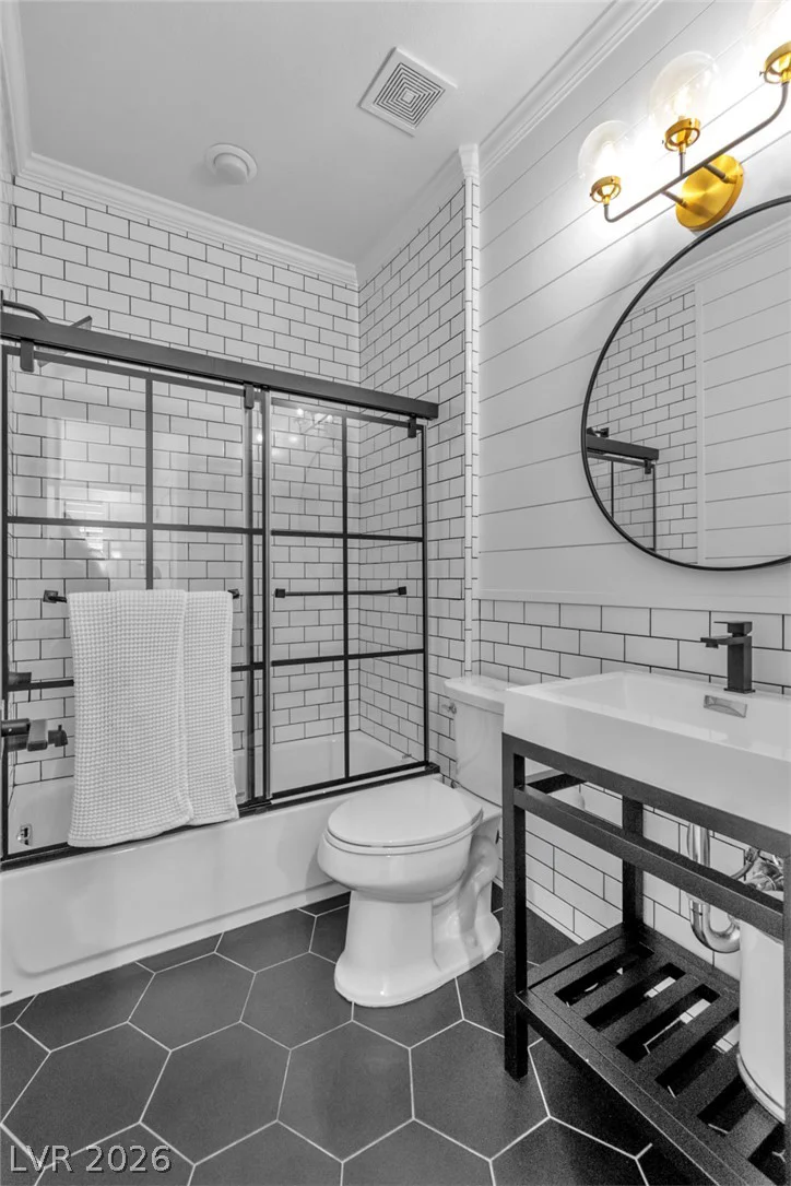 896 Las Palomas, Las Vegas, NV 89138