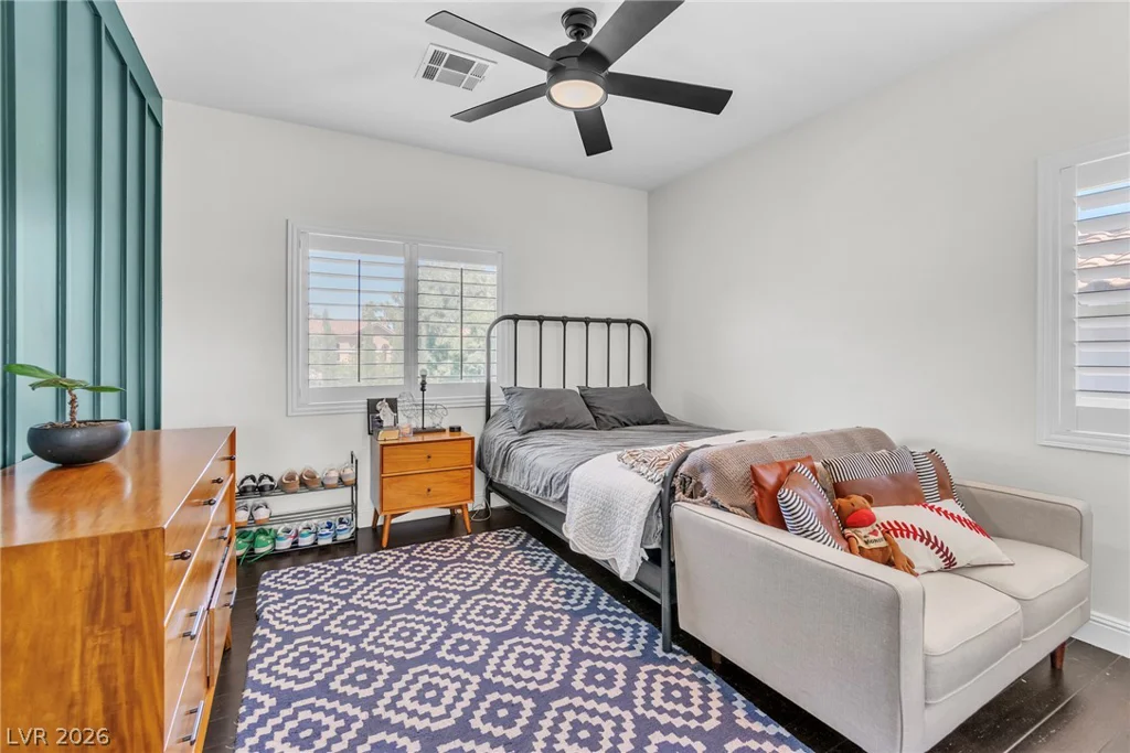 896 Las Palomas, Las Vegas, NV 89138