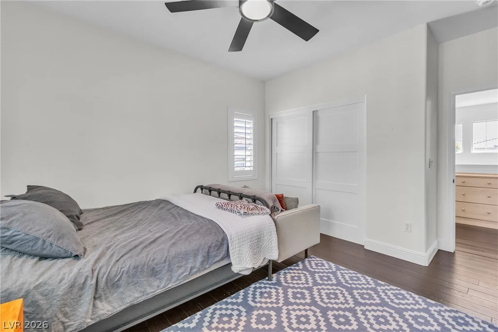 896 Las Palomas, Las Vegas, NV 89138