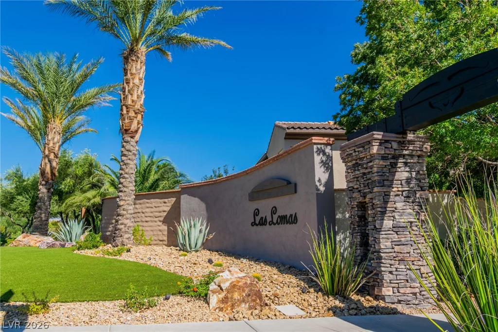 896 Las Palomas, Las Vegas, NV 89138