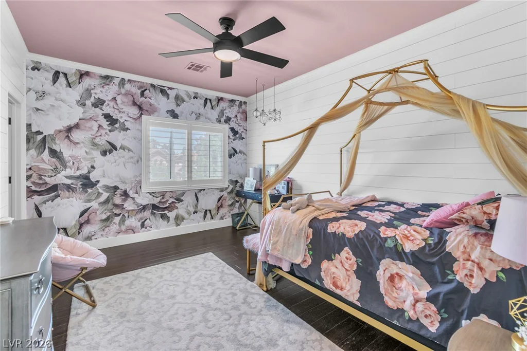 896 Las Palomas, Las Vegas, NV 89138