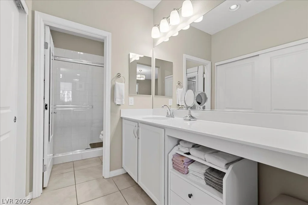 40 Flora Sagio, Henderson, NV 89011