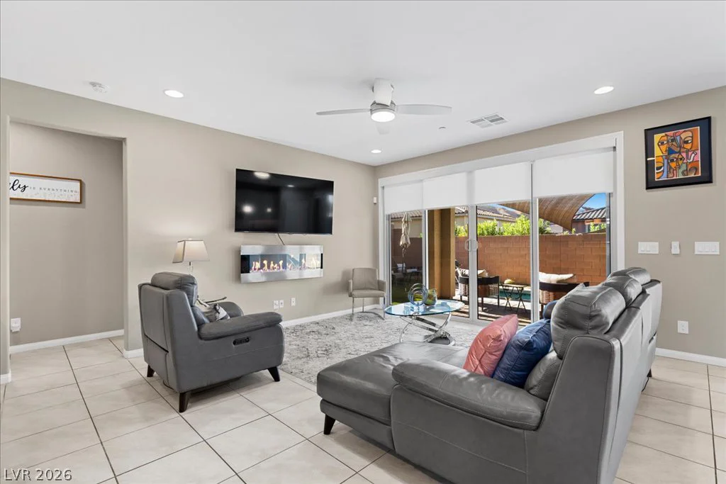 40 Flora Sagio, Henderson, NV 89011