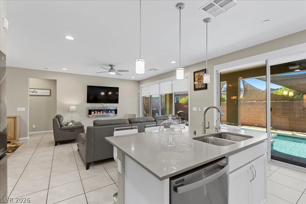40 Flora Sagio, Henderson, NV 89011