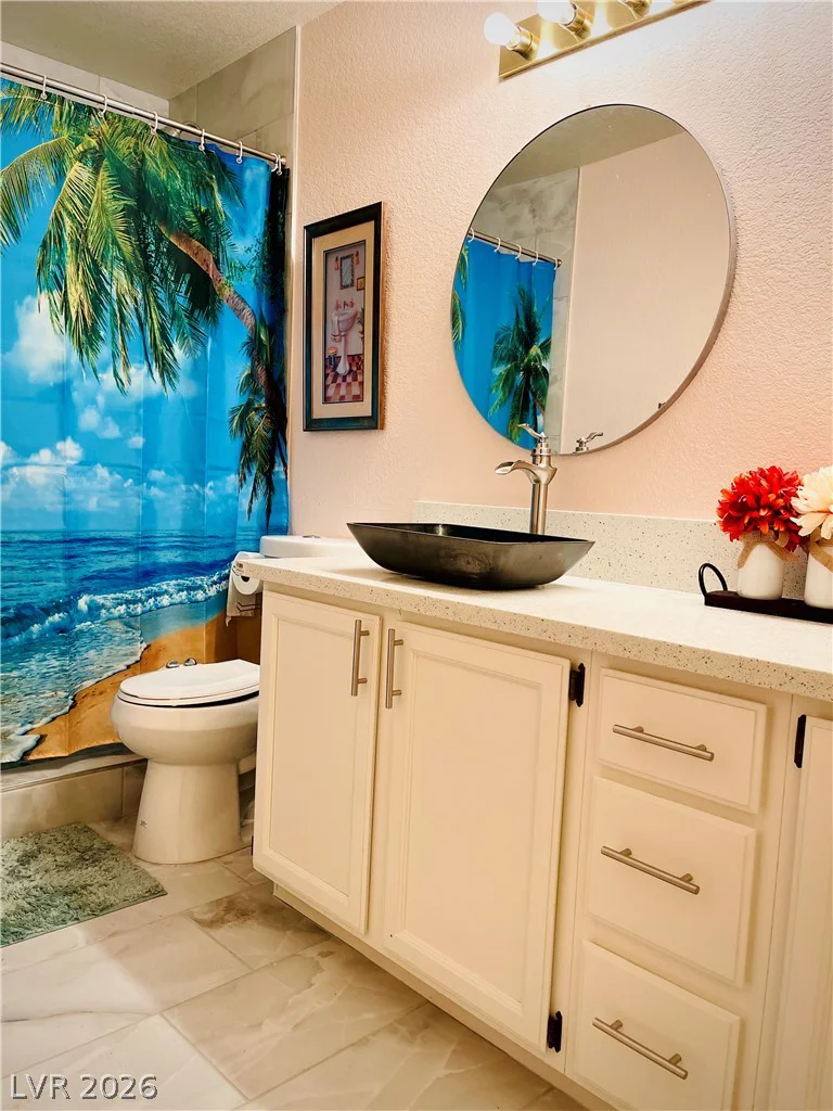 7629 Delaware Bay, Las Vegas, NV 89128