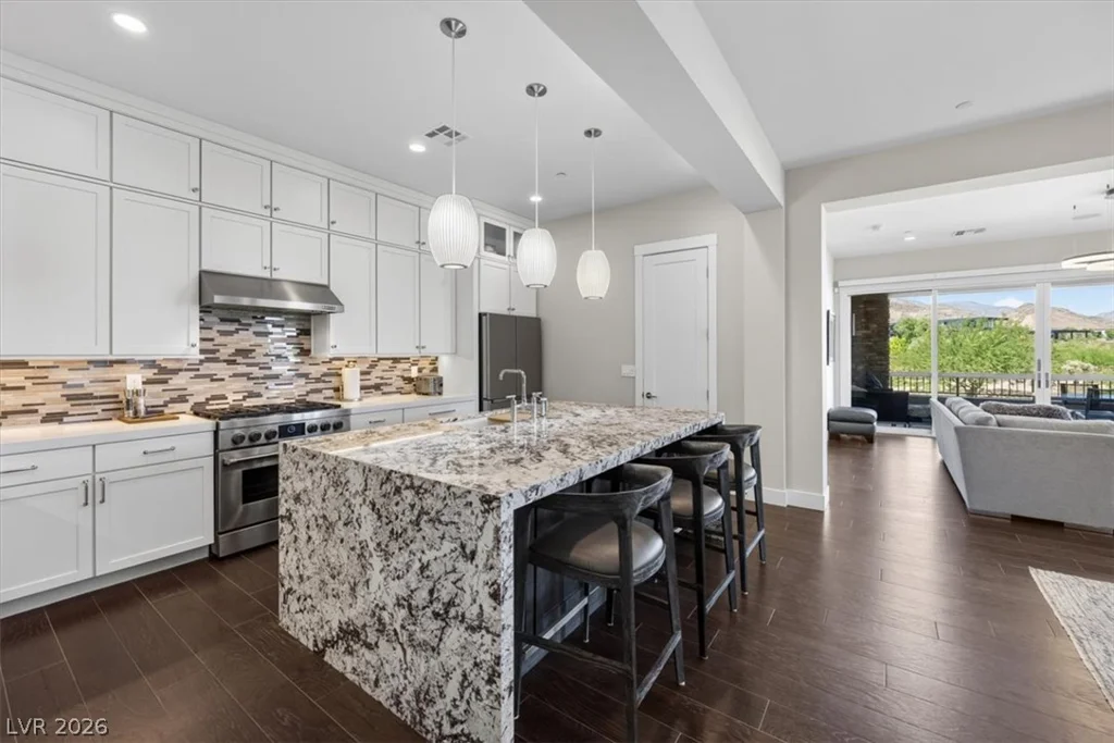 11280 Granite Ridge, Las Vegas, NV 89135