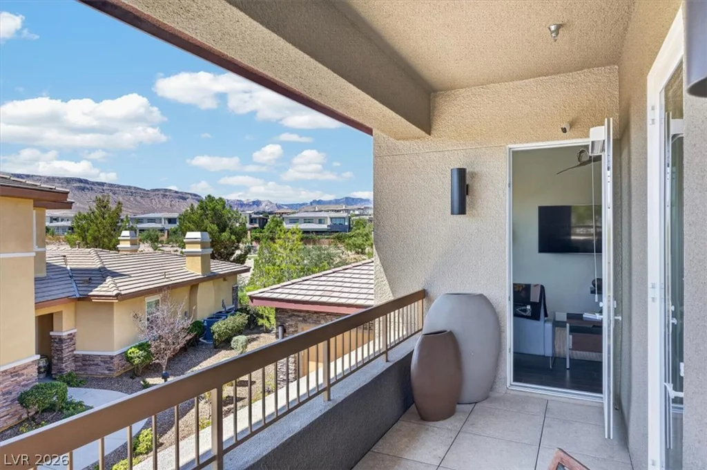 11280 Granite Ridge, Las Vegas, NV 89135
