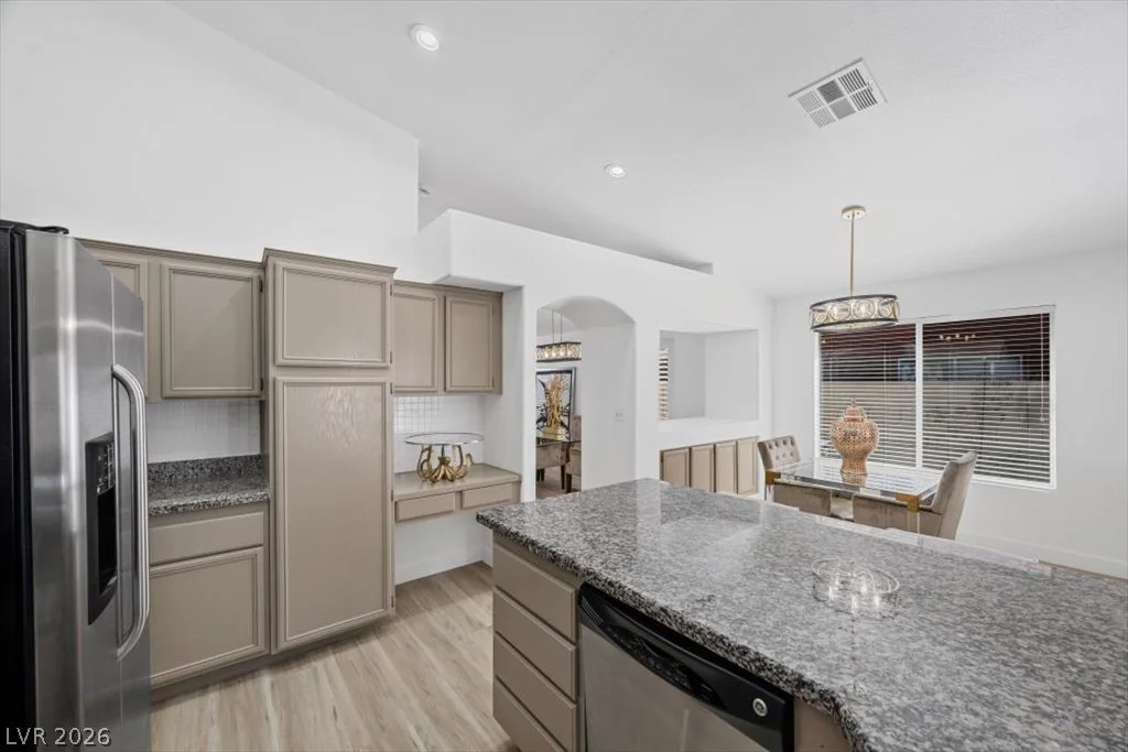 1601 Diamond Oaks, Las Vegas, NV 89117