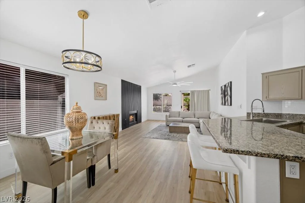 1601 Diamond Oaks, Las Vegas, NV 89117