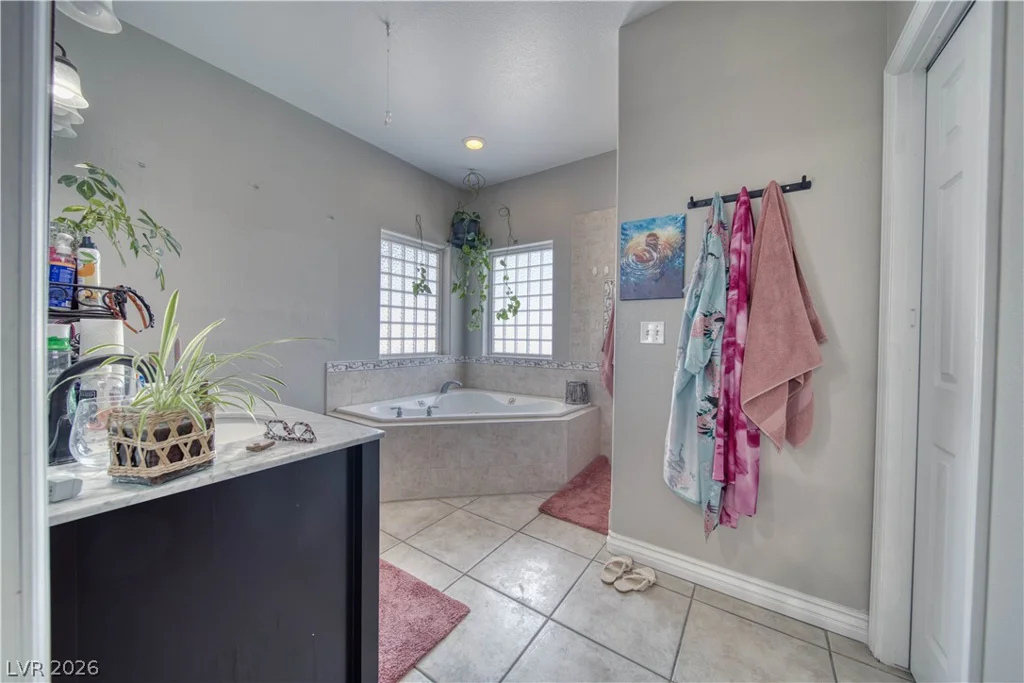 800 Jaybird, Pahrump, NV 89048