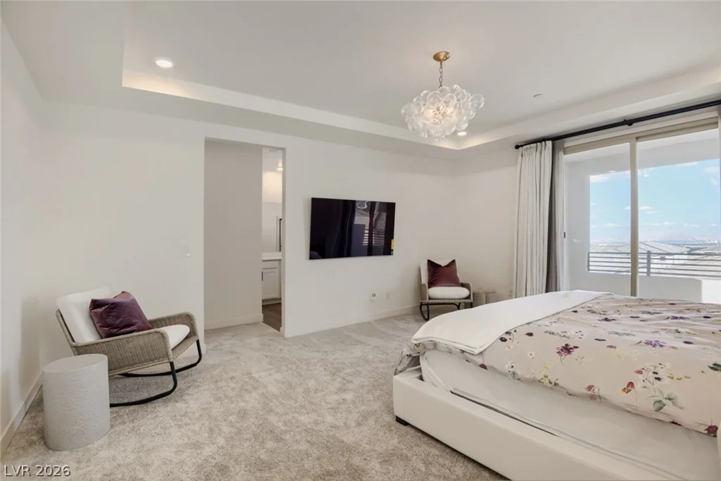 1618 Crested Eagle, Las Vegas, NV 89138