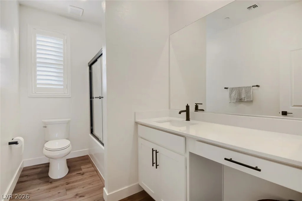 1618 Crested Eagle, Las Vegas, NV 89138
