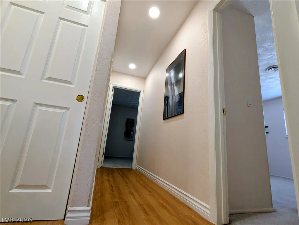 3753 Meadowcrest, Las Vegas, NV 89121