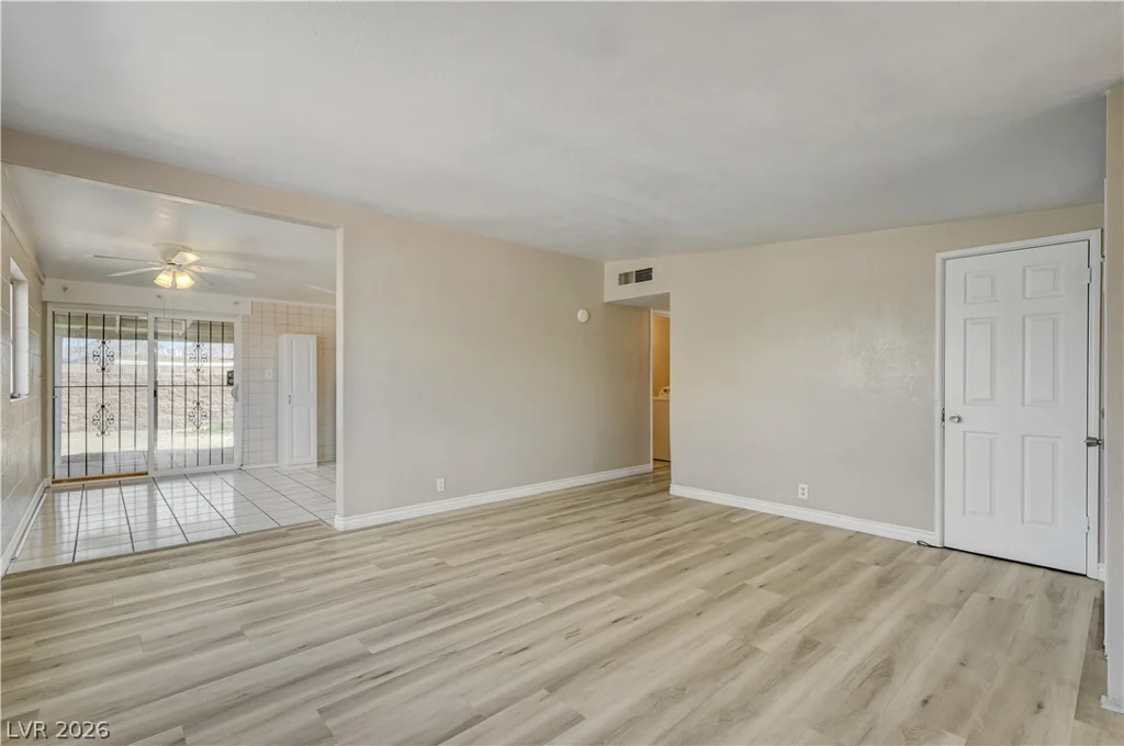 1716 Belmont, North Las Vegas, NV 89030