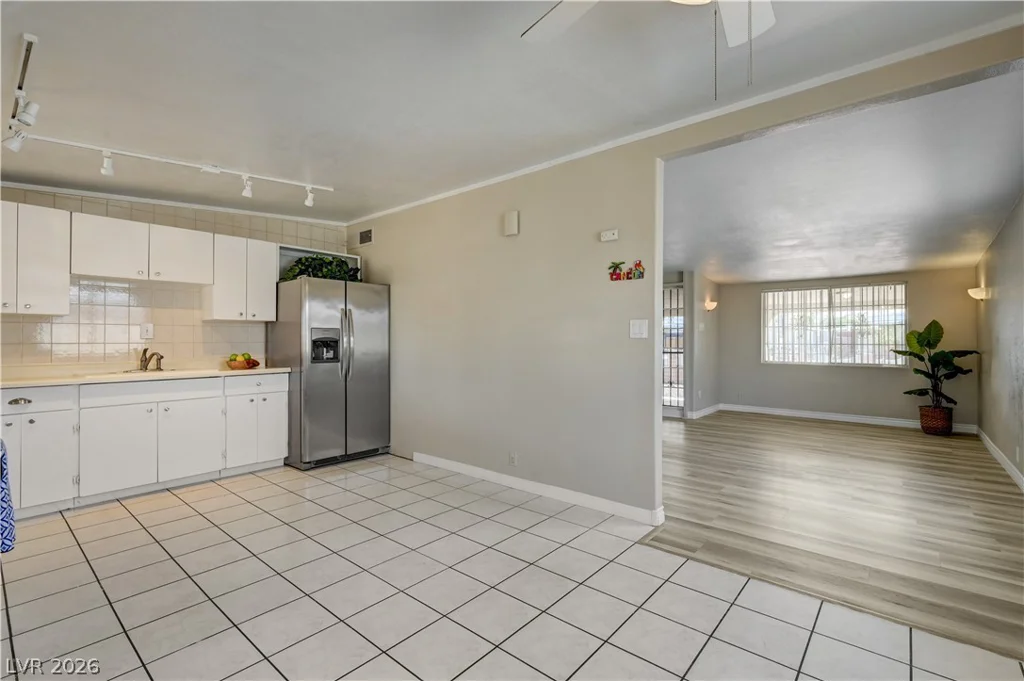 1716 Belmont, North Las Vegas, NV 89030
