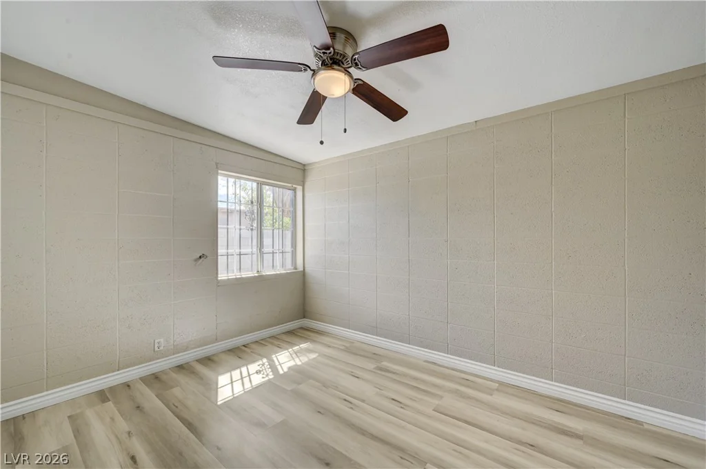 1716 Belmont, North Las Vegas, NV 89030