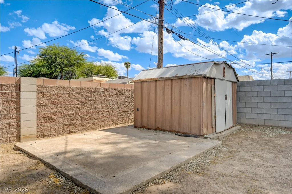 1716 Belmont, North Las Vegas, NV 89030