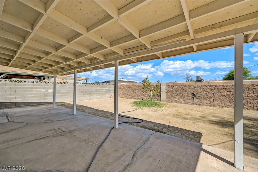 1716 Belmont, North Las Vegas, NV 89030