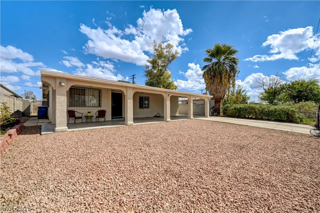 1716 Belmont, North Las Vegas, NV 89030