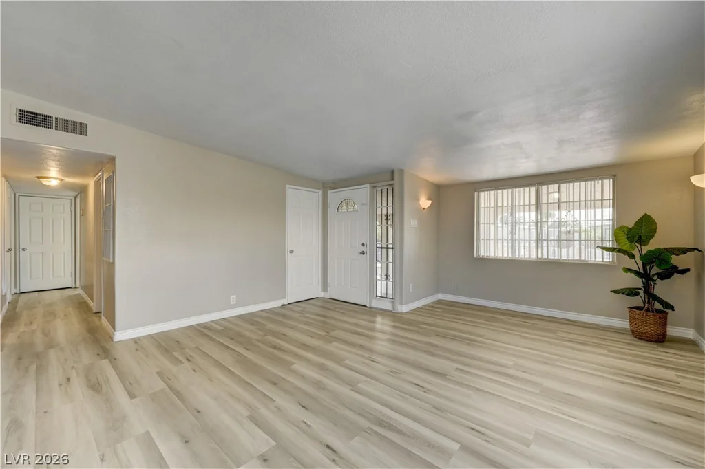 1716 Belmont, North Las Vegas, NV 89030