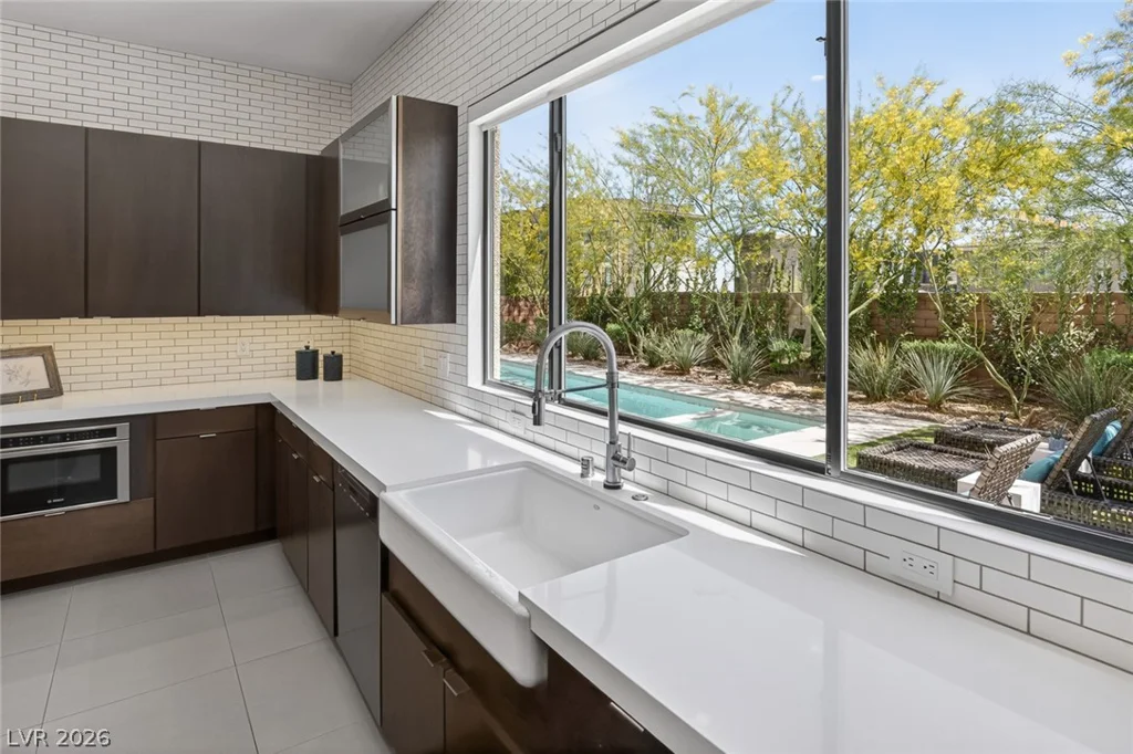 24 Garden Rain, Las Vegas, NV 89135